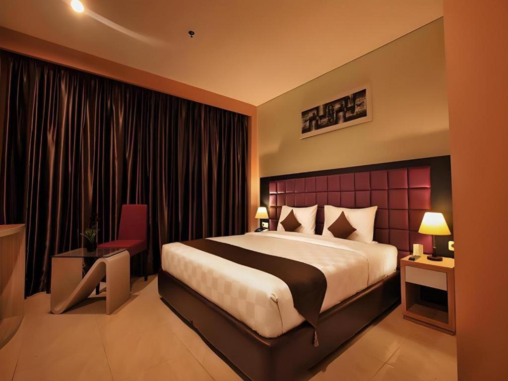 בנדר למפונג Asoka Luxury Hotel מראה חיצוני תמונה
