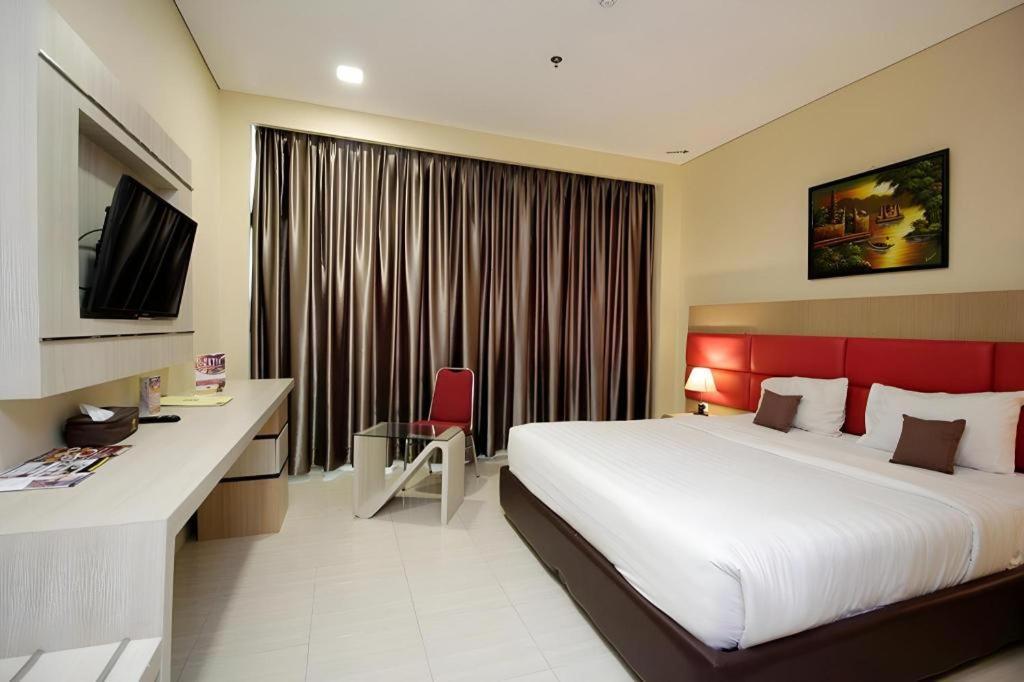 בנדר למפונג Asoka Luxury Hotel מראה חיצוני תמונה